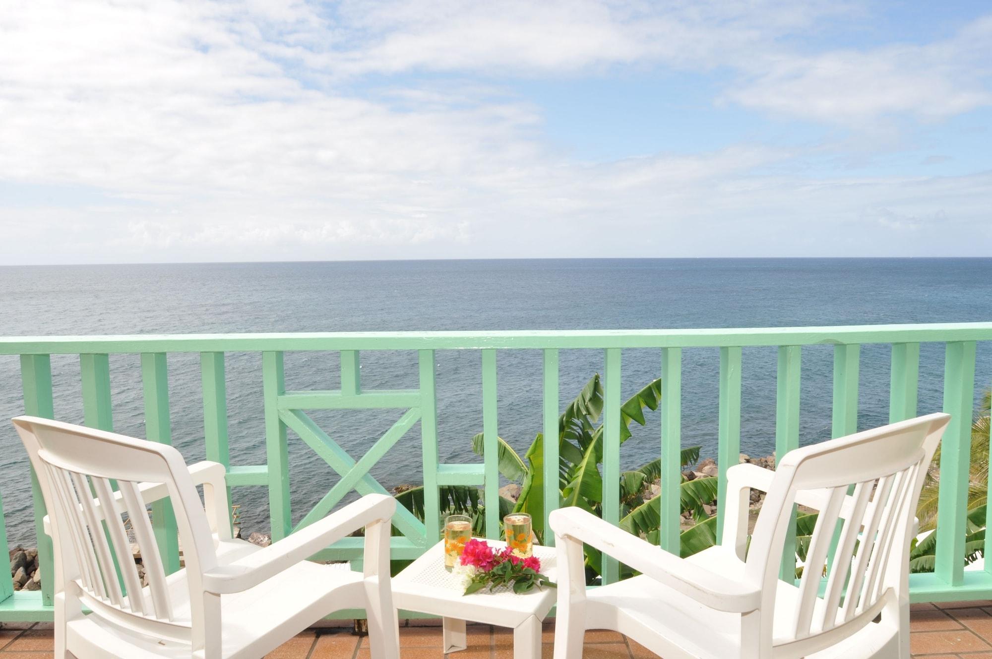 Bird Rock Beach Hotel Бастер Екстер'єр фото