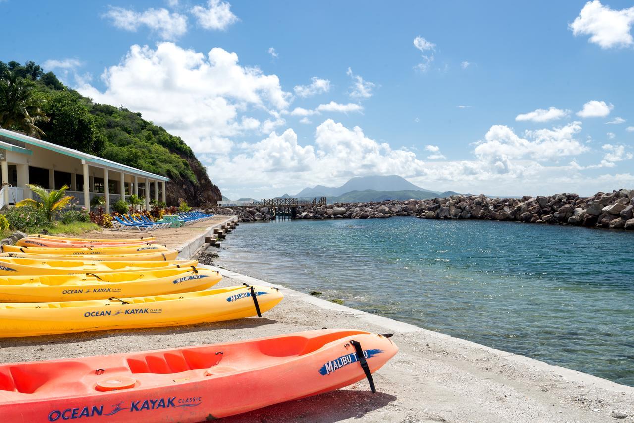 Bird Rock Beach Hotel Бастер Екстер'єр фото