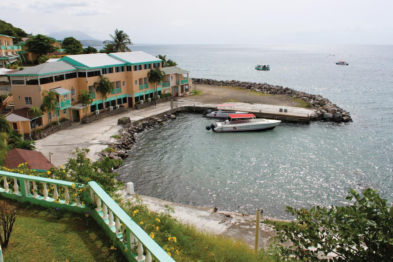 Bird Rock Beach Hotel Бастер Екстер'єр фото