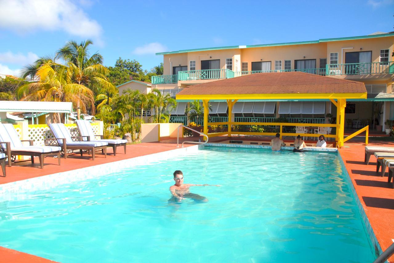 Bird Rock Beach Hotel Бастер Екстер'єр фото